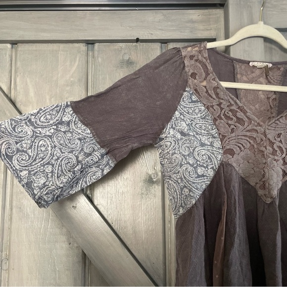 Gimmicks Lace Paisley Fairy Whimsy Top Blue gray brown purple M handkerchief - Picture 4 of 10